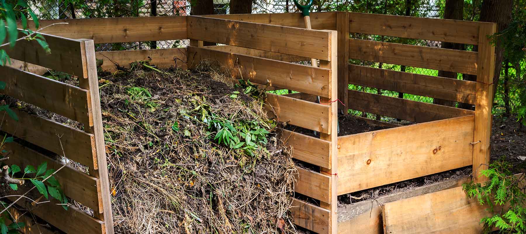 Composting: The Complete Guide to Compost for your Gardens